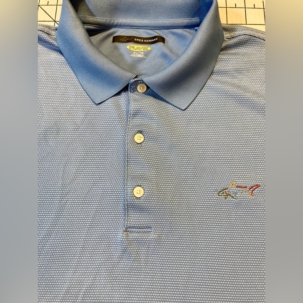 Greg Norman Men’s XL Light Blue PlayDry Polo Shirt